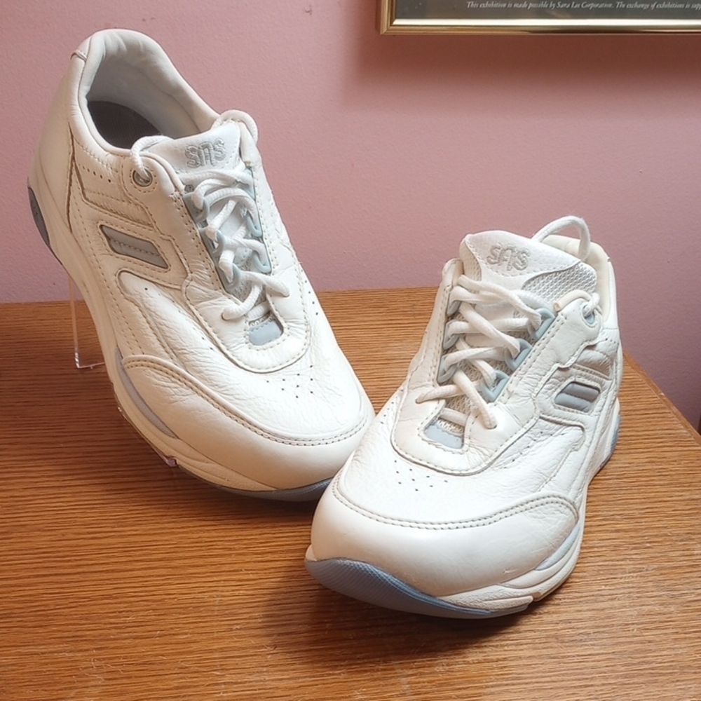 SAS Women's White Athletic Shoes